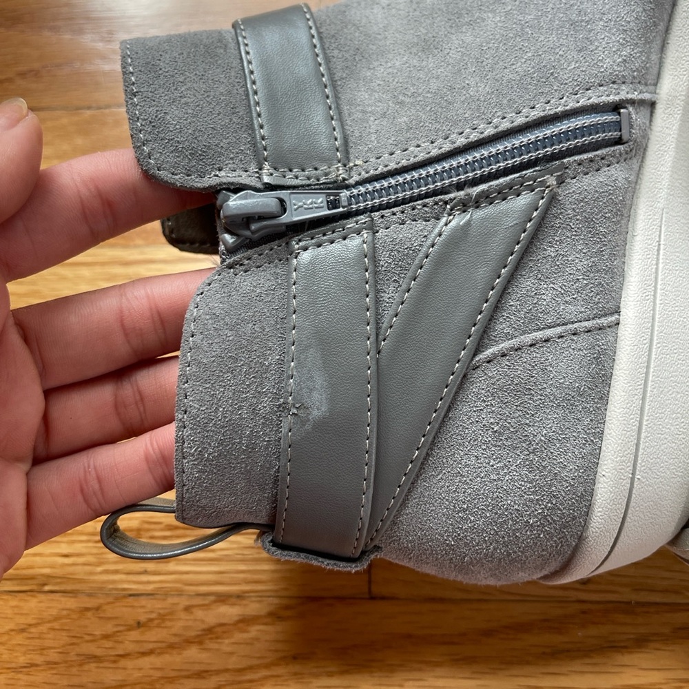 Vionic Gray Ankle Boots Water Repellent Comfort Orthotic Buckle Booties Sz 7.5 - Picture 6 of 8